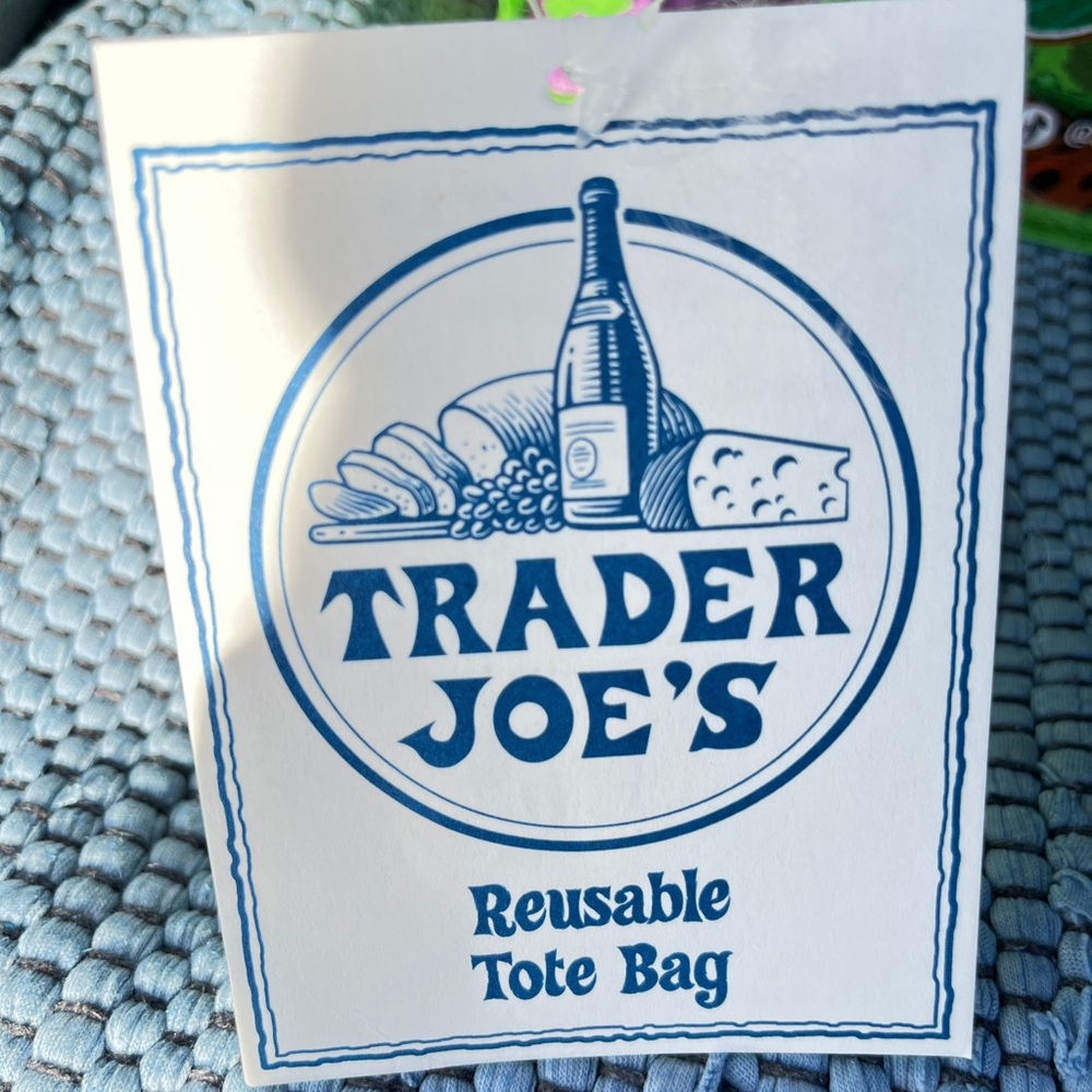 Trader Joe’s Cream and Lavender Canvas Tote Bag Large NWT - Picture 3 of 4